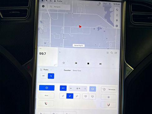 Used 2017 Tesla Model S 90D image 28