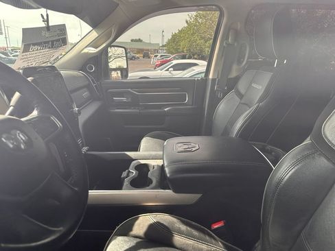 Used 2023 RAM 2500 Laramie AWD/4WD image 5