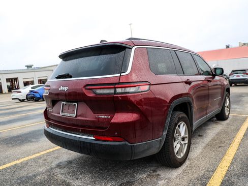 Used 2022 Jeep Grand Cherokee L Laredo w/ Luxury Tech Group I AWD/4WD image 7