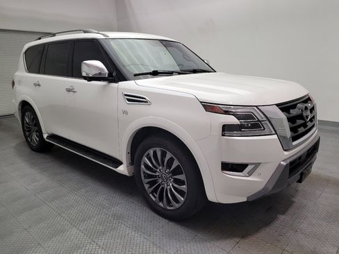 Used 2021 Nissan Armada Platinum w/ Captain's Chairs Package RWD image 13
