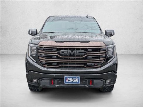 Used 2022 GMC Sierra 1500 AT4X image 2