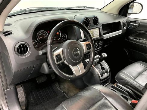 Used 2016 Jeep Compass High Altitude FWD image 16