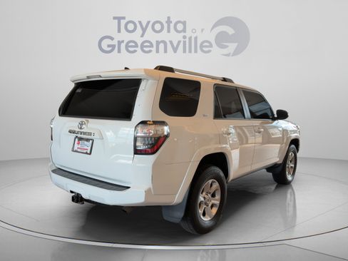 Used 2021 Toyota 4Runner SR5 Premium w/ Moonroof Package AWD/4WD image 6