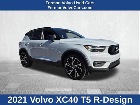 Certified 2021 Volvo XC40 T5 R-Design w/ Advanced Package image 1