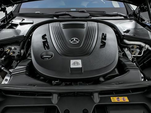 Used 2024 Mercedes-Benz Maybach S 680 4MATIC image 17