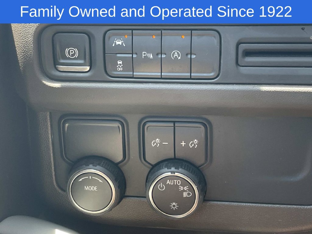 Used 2024 Chevrolet Tahoe LT RWD image 28