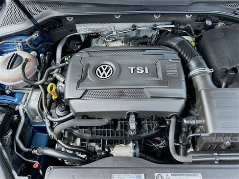 Used 2016 Volkswagen Golf SE image 27