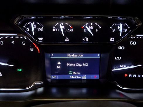 Used 2021 GMC Sierra 1500 AT4 w/ AT4 Preferred Package AWD/4WD image 39