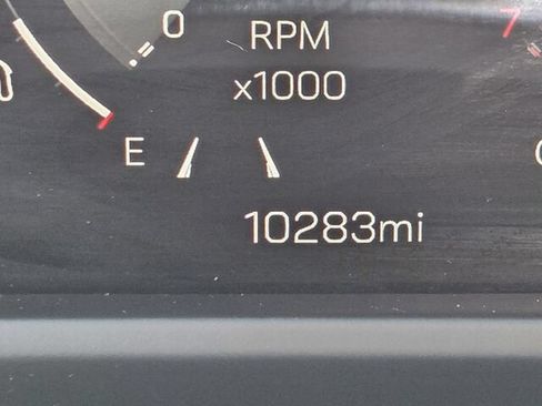 Used 2026 GMC Acadia Elevation w/ Elevation Premium Package FWD image 36