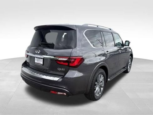 Used 2024 INFINITI QX80 Luxe AWD/4WD image 2
