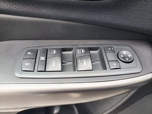 Used 2021 Jeep Cherokee Limited AWD/4WD image 17