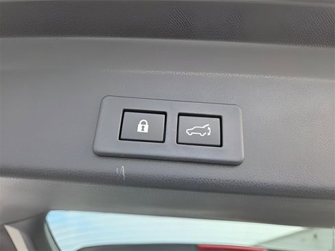 Used 2023 Subaru Ascent Onyx Edition Limited image 9