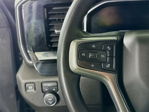 Used 2023 Chevrolet Silverado 1500 LT image 22