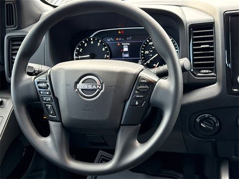 Used 2023 Nissan Frontier SV w/ Midnight Edition Package image 14