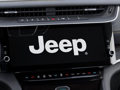 New 2026 Jeep Grand Cherokee L Limited AWD/4WD image 10