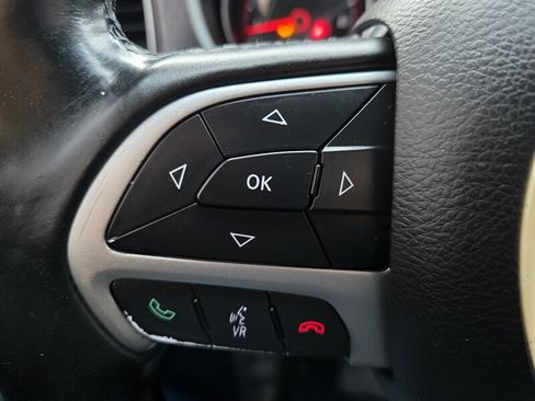 Used 2016 Dodge Charger SXT AWD/4WD image 15