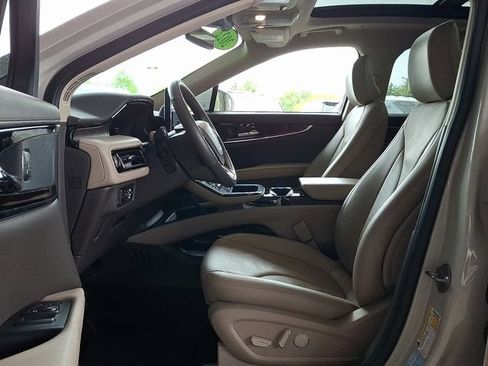 Used 2022 Lincoln Nautilus Reserve AWD/4WD image 13