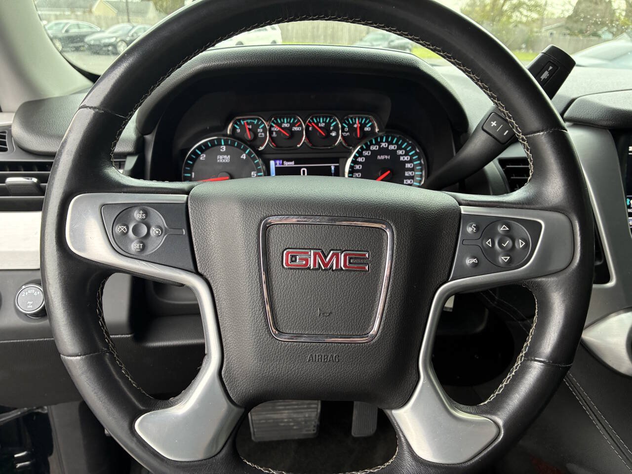 Used 2017 GMC Yukon SLE w/ SLE Value Package AWD/4WD image 32