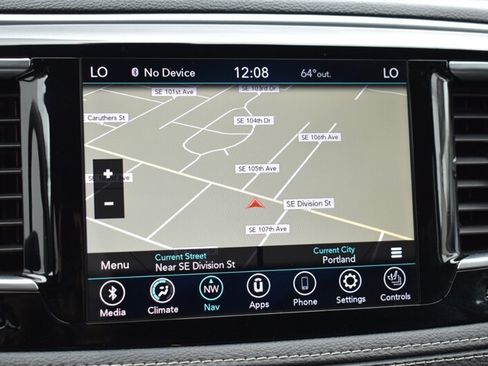 Used 2020 Chrysler Pacifica Limited w/ S Appearance Package FWD image 22
