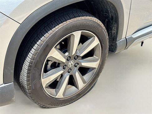 Used 2023 Honda Pilot Touring image 31