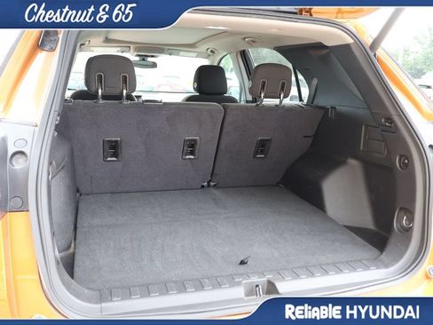 Used 2018 Chevrolet Equinox LT w/ Sun & Infotainment Package FWD image 16