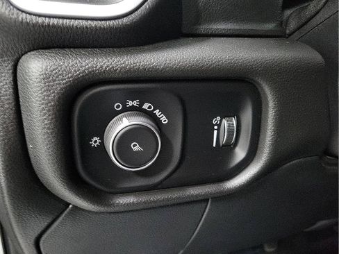 Used 2022 RAM 2500 Big Horn image 13