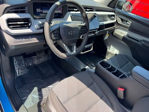 New 2027 Chevrolet Bolt LT FWD image 9