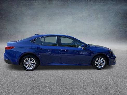 Used 2025 Toyota Camry LE FWD image 22