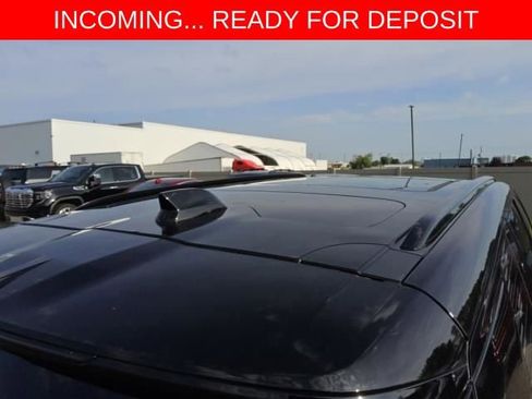 Used 2026 Cadillac Vistiq Premium Luxury w/ LPO, Floor Liner Package AWD/4WD image 14