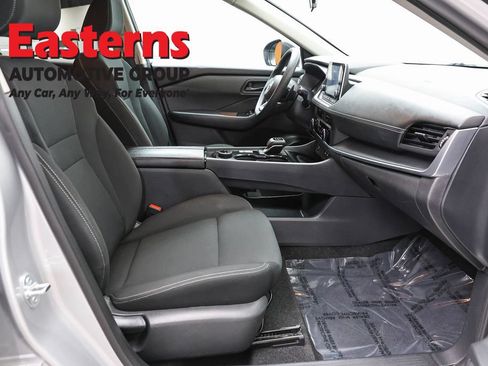 Used 2024 Nissan Rogue S AWD/4WD image 24