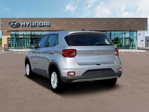 New 2026 Hyundai Venue SE image 5
