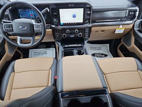 New 2026 Ford F250 Lariat w/ Lariat Ultimate Package image 17
