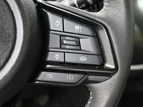 Used 2025 Subaru Forester Premium AWD/4WD image 25