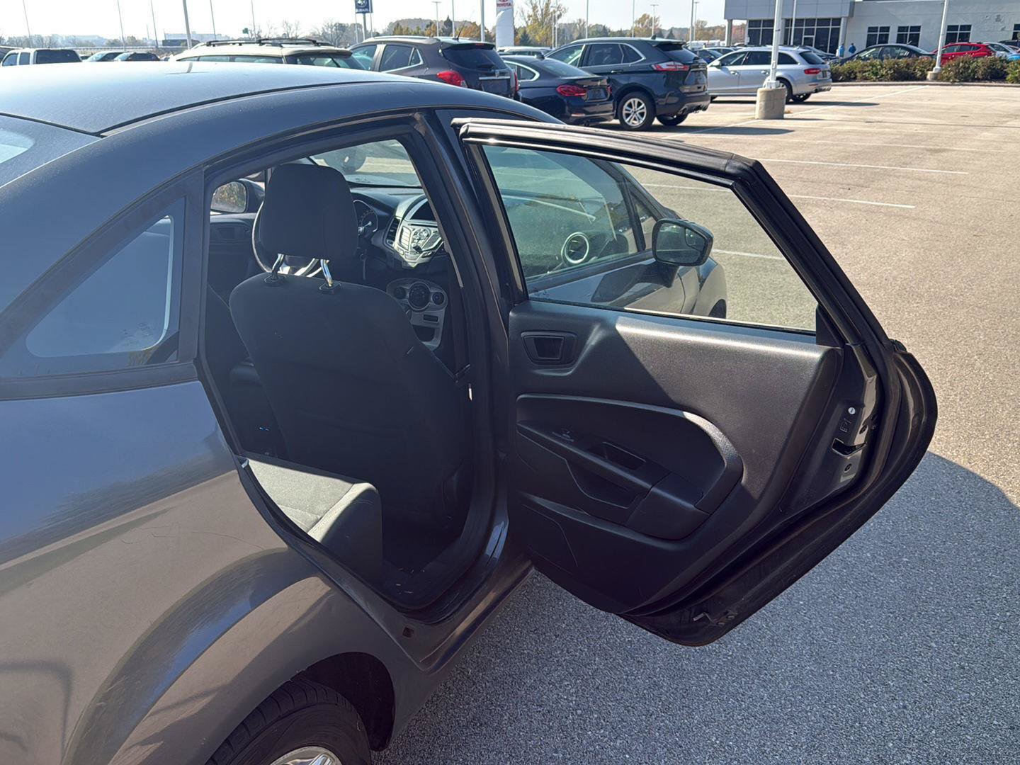 Used 2017 Ford Fiesta SE FWD image 15