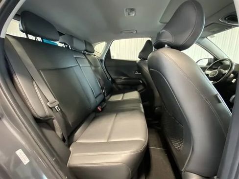 Used 2024 Hyundai Kona Limited image 19