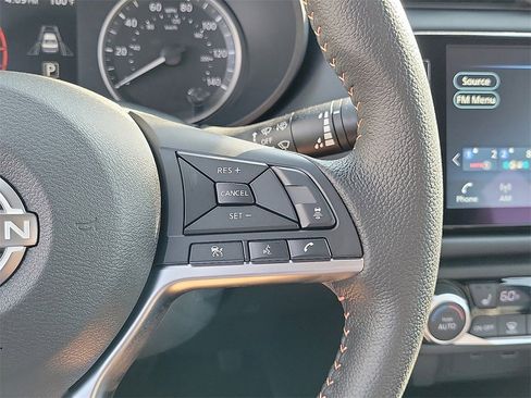 New 2025 Nissan Versa SR w/ Trunk Package image 7