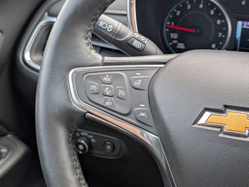 Used 2018 Chevrolet Equinox Premier AWD/4WD image 31