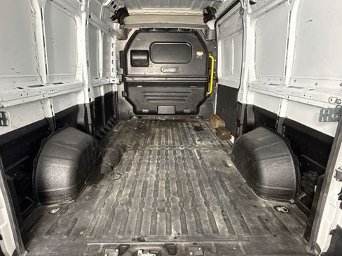 Used 2023 RAM ProMaster 1500 w/ Driver Convenience Group FWD image 32