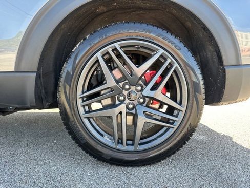 Used 2025 Ford Explorer ST-Line w/ ST-Line Street Pack image 46