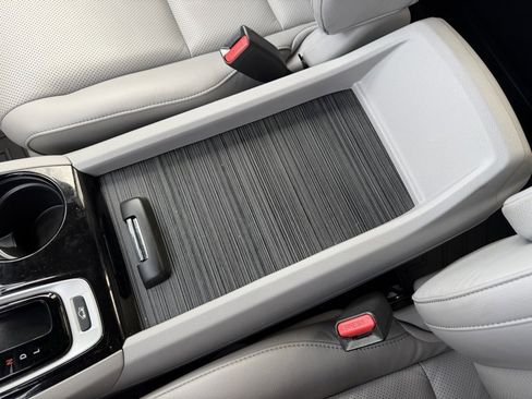 Used 2017 Honda Ridgeline RTL-E image 26