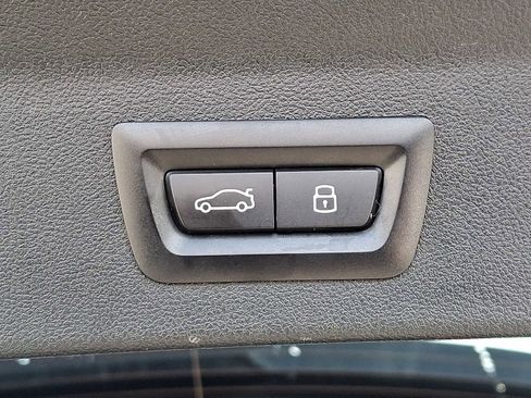 Certified 2024 BMW X3 xDrive30i w/ Premium Package image 29