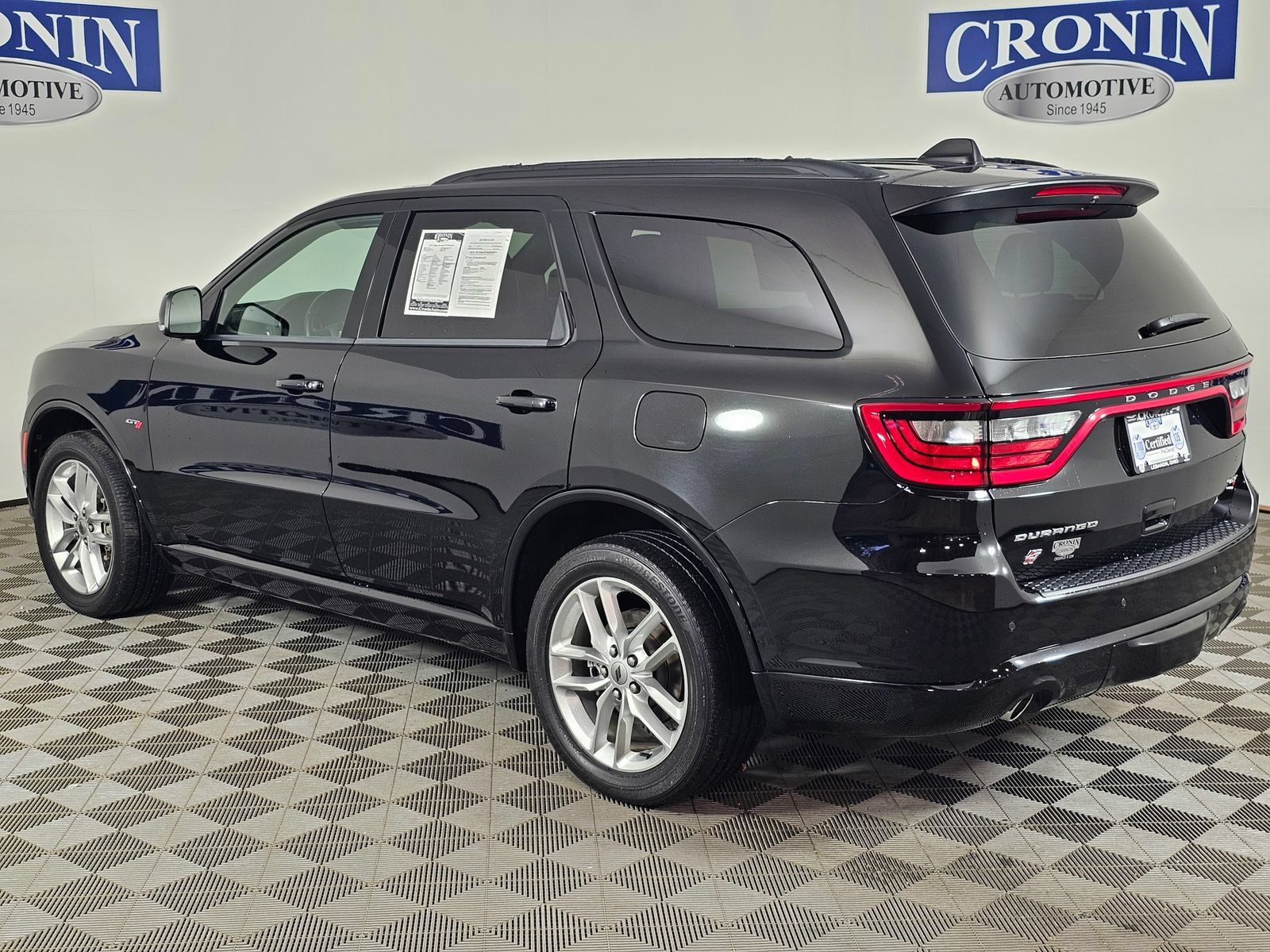 Used 2023 Dodge Durango GT AWD/4WD image 35