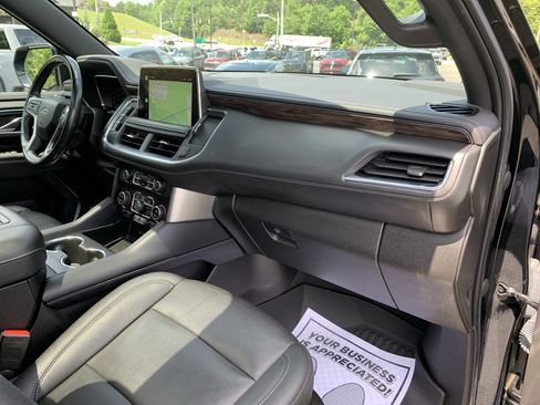Used 2022 Chevrolet Tahoe Z71 w/ Luxury Package AWD/4WD image 50