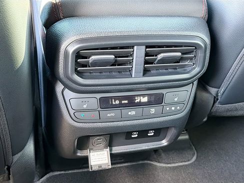 New 2026 Honda Pilot Black Edition image 10
