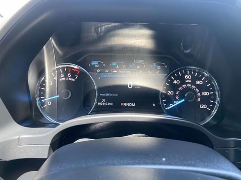 Certified 2018 Ford F150 Lariat w/ Equipment Group 502A Luxury AWD/4WD image 23