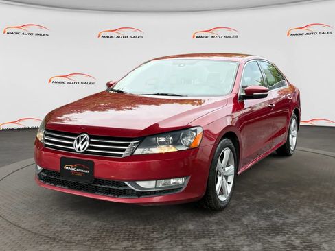 Used 2015 Volkswagen Passat 1.8T Limited Edition FWD image 1