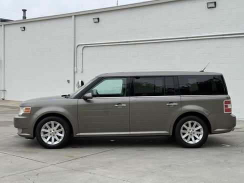 Used 2012 Ford Flex SEL w/ Equipment Group Order Code image 4