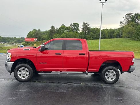 Used 2024 RAM 2500 Big Horn w/ Bed Utility Group AWD/4WD image 5
