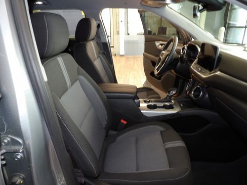 Used 2024 Chevrolet Blazer LT w/ Convenience Package image 14