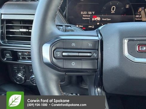 Used 2025 GMC Yukon XL AT4 w/ AT4 Premium Package AWD/4WD image 25